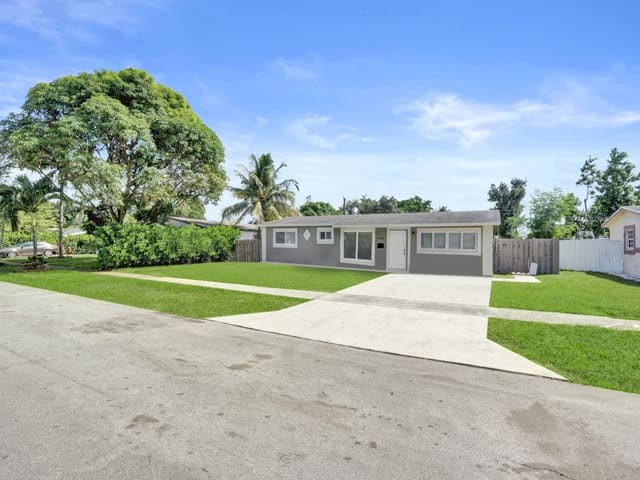 6230 NW 18TH Court, Sunrise, FL 33313