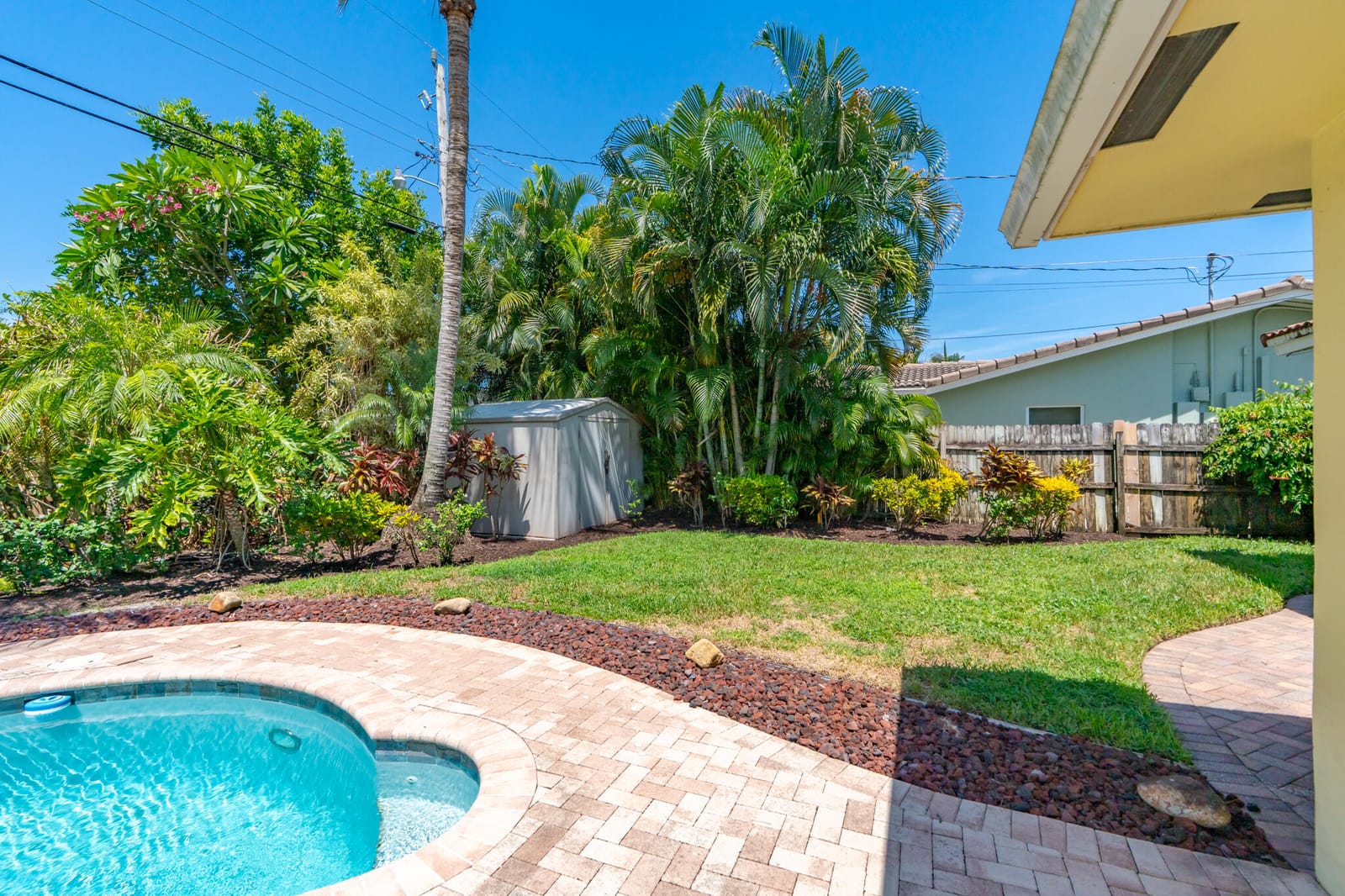 1271 SW 9TH Street — photo 11