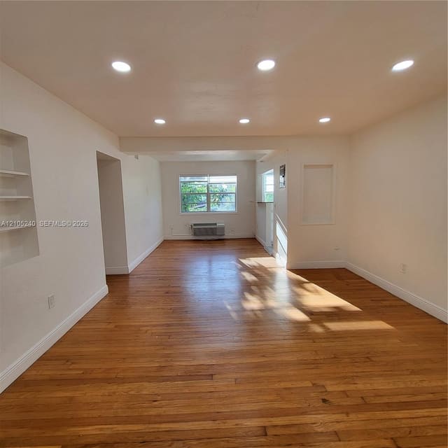 795 84th Street 3, Miami Beach, FL 33141