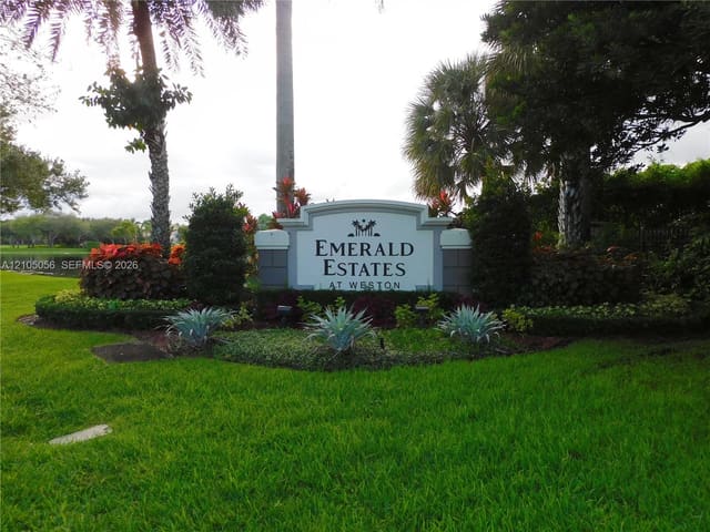 16729 Amber Lake, Weston, FL 33331