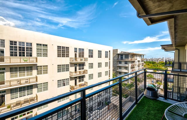 401 NW 1ST Avenue 405, Fort Lauderdale, FL 33301