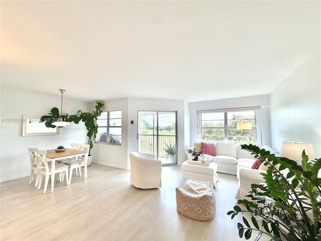 12601 SW 13th Street 402G, Pembroke Pines, FL 33027