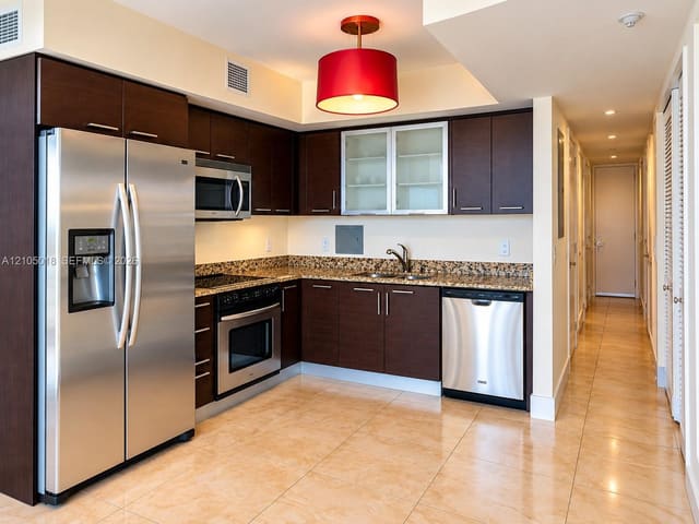 41 SE 5th Street 1510, Miami, FL 33131