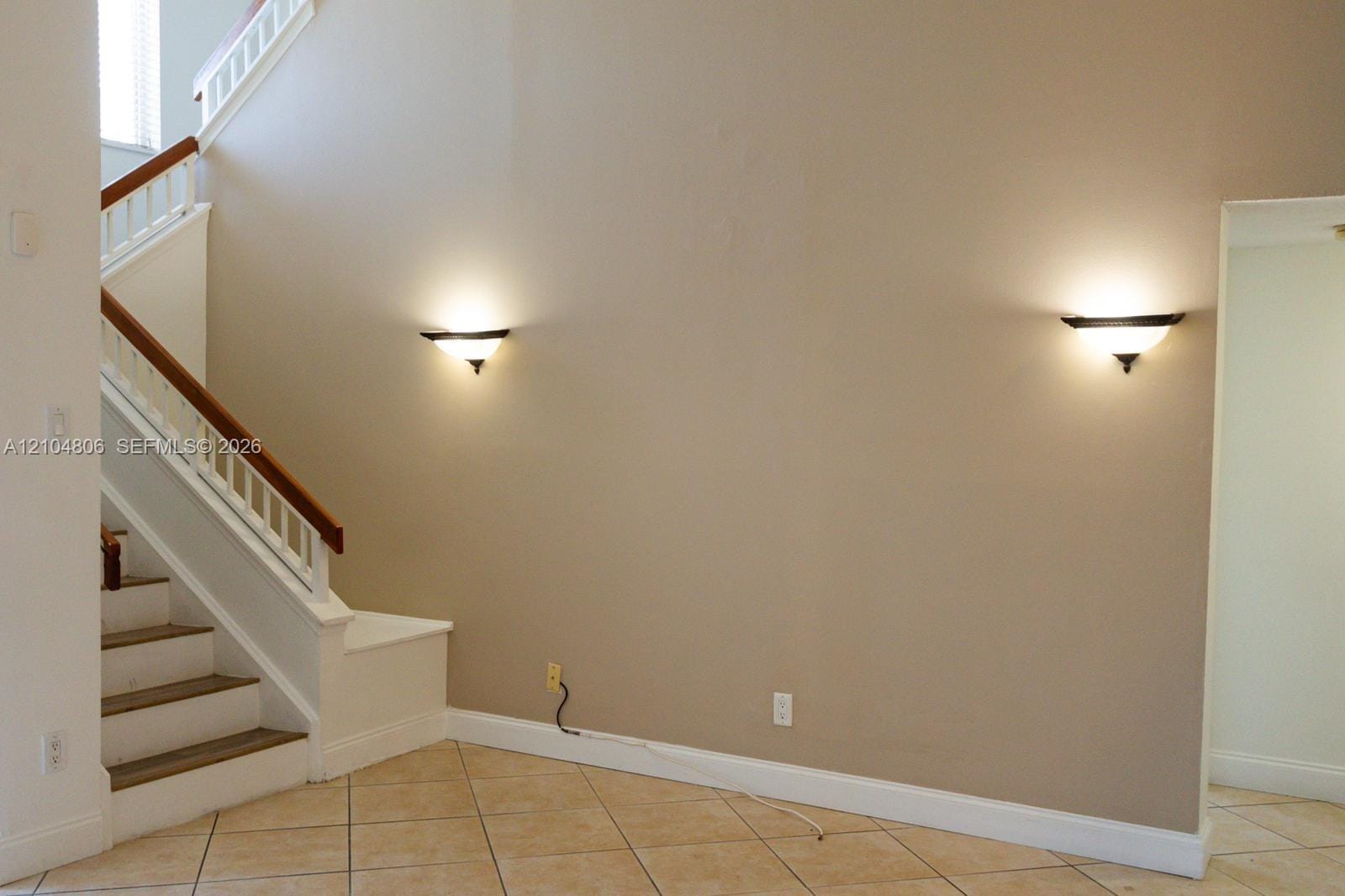 10451 SW 157th Place 303 — photo 9