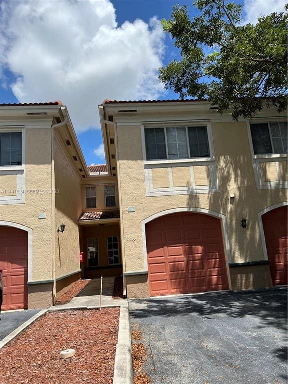 2492 CENTERGATE Drive 107, Miramar, FL 33025
