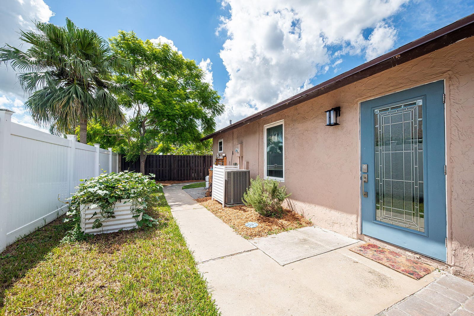 2815 SW 2ND Street — photo 7