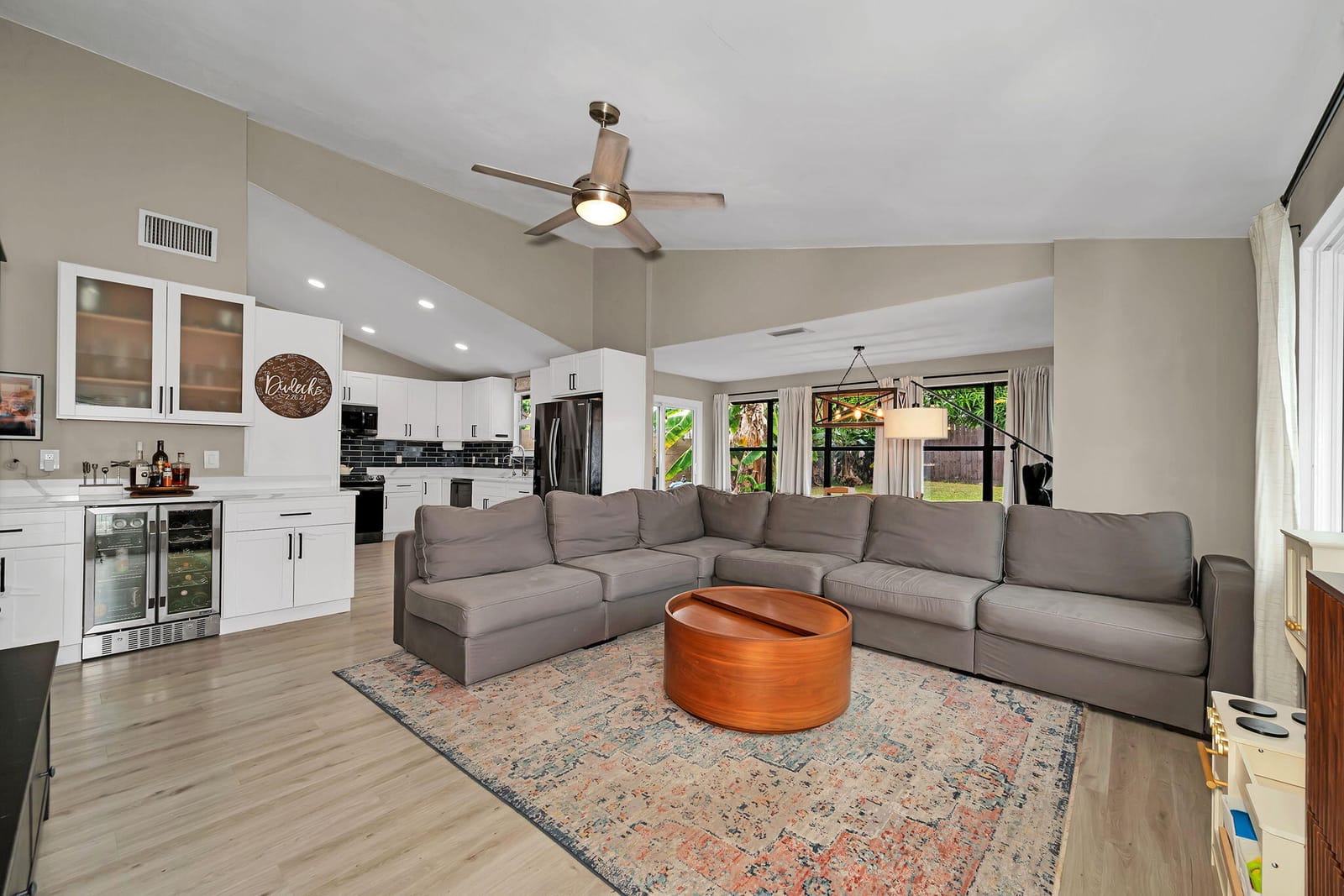 2815 SW 2ND Street — photo 9