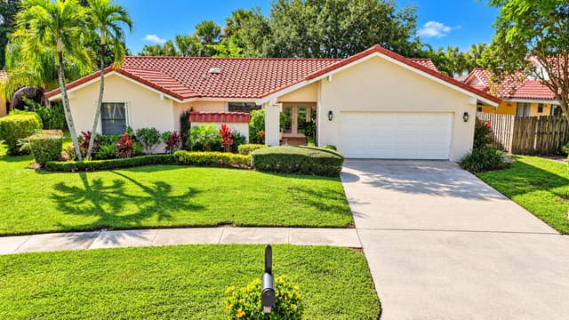 22233 LARKSPUR Trail, Boca Raton, FL 33433