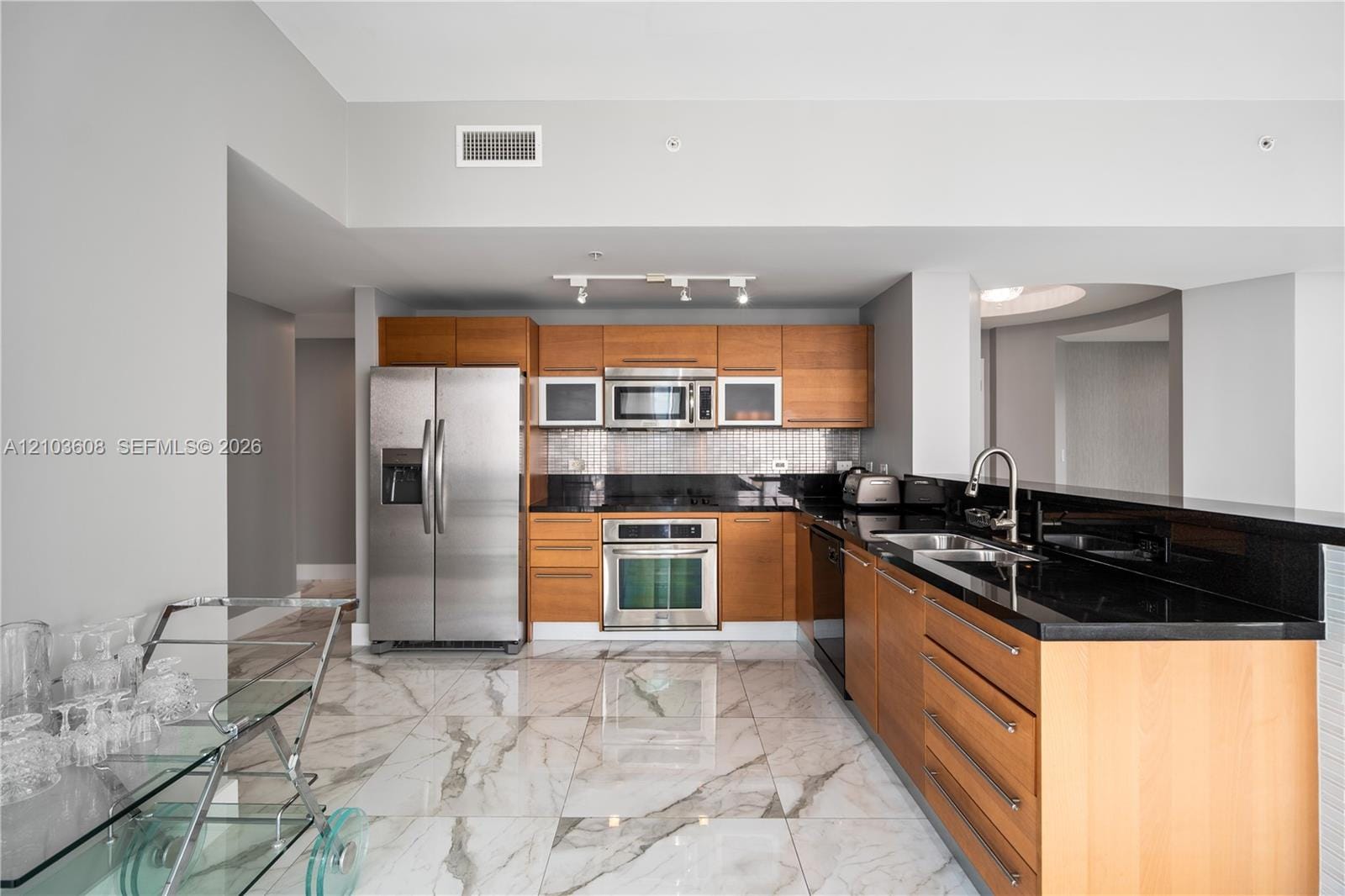 244 Biscayne Boulevard 4308 — photo 12