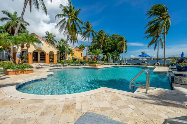 145 YACHT CLUB Way 109, Hypoluxo, FL 33462
