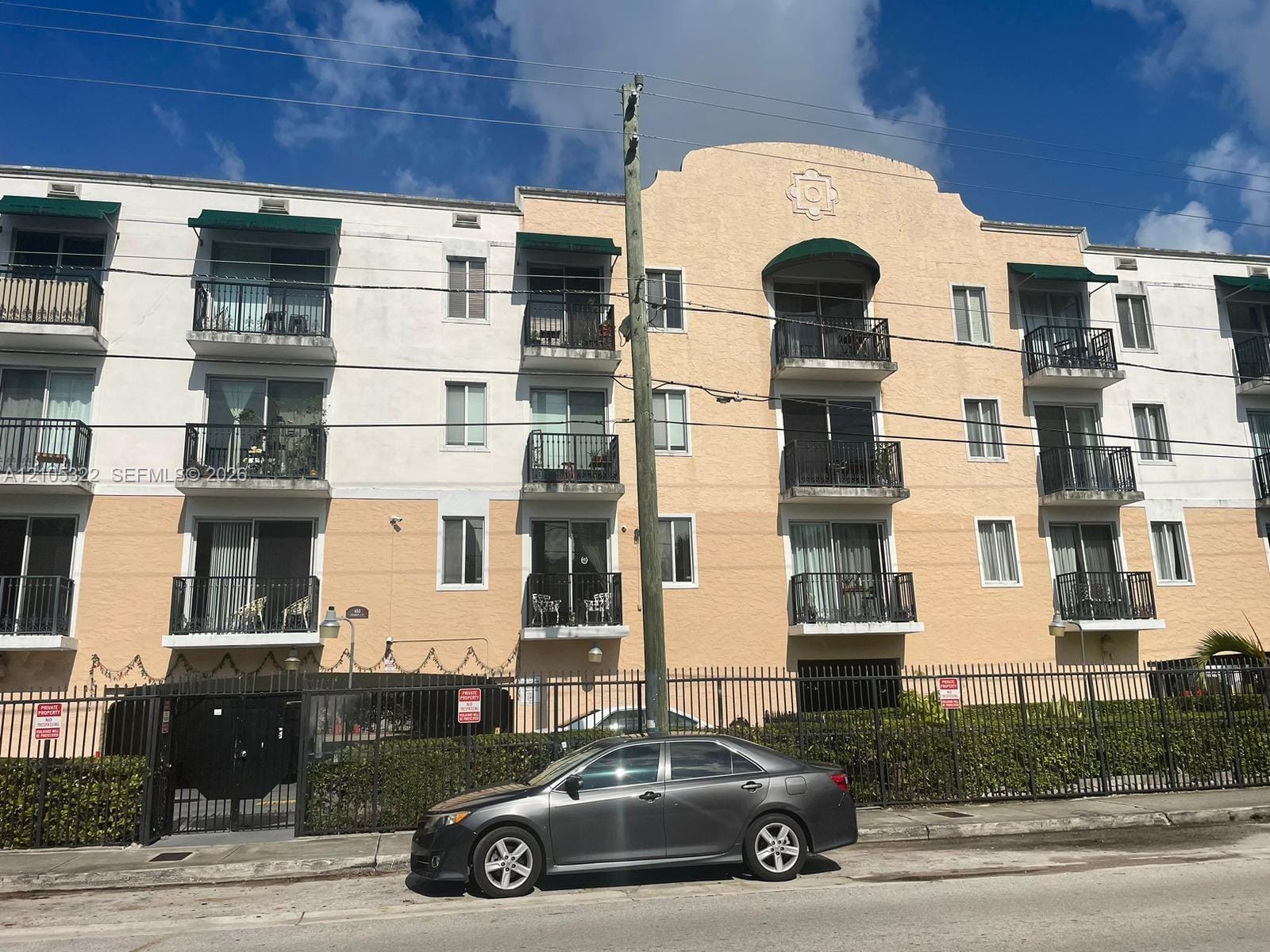400 SW 2nd Street 307
