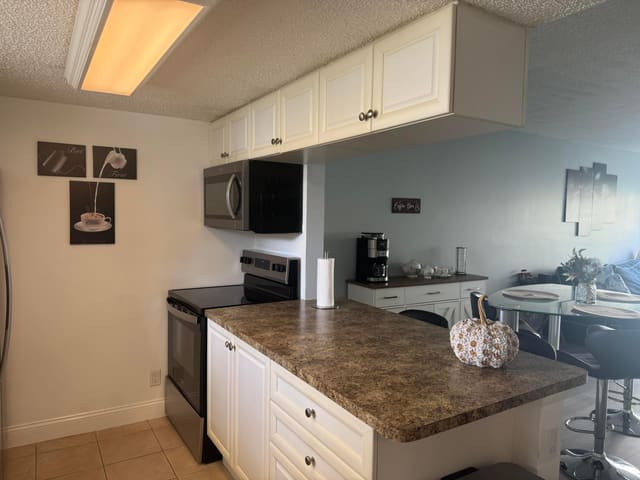 6331 LA COSTA Drive B, Boca Raton, FL 33433