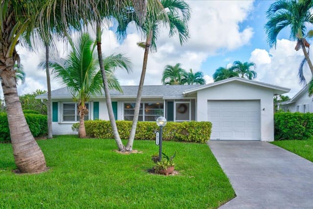 14315 AMAPOLA Drive, Delray Beach, FL 33484