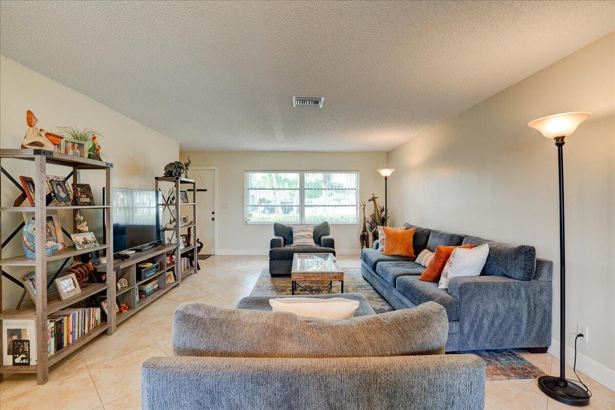 14315 AMAPOLA Drive — photo 11