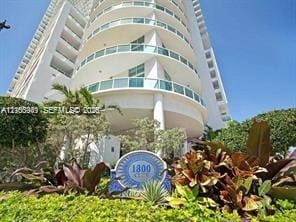 1800 N Bayshore Drive 2704, Miami, FL 33132