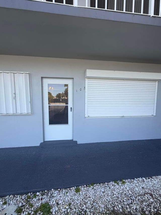 2878 Donnelly Drive 103, Lake Worth, FL 33462