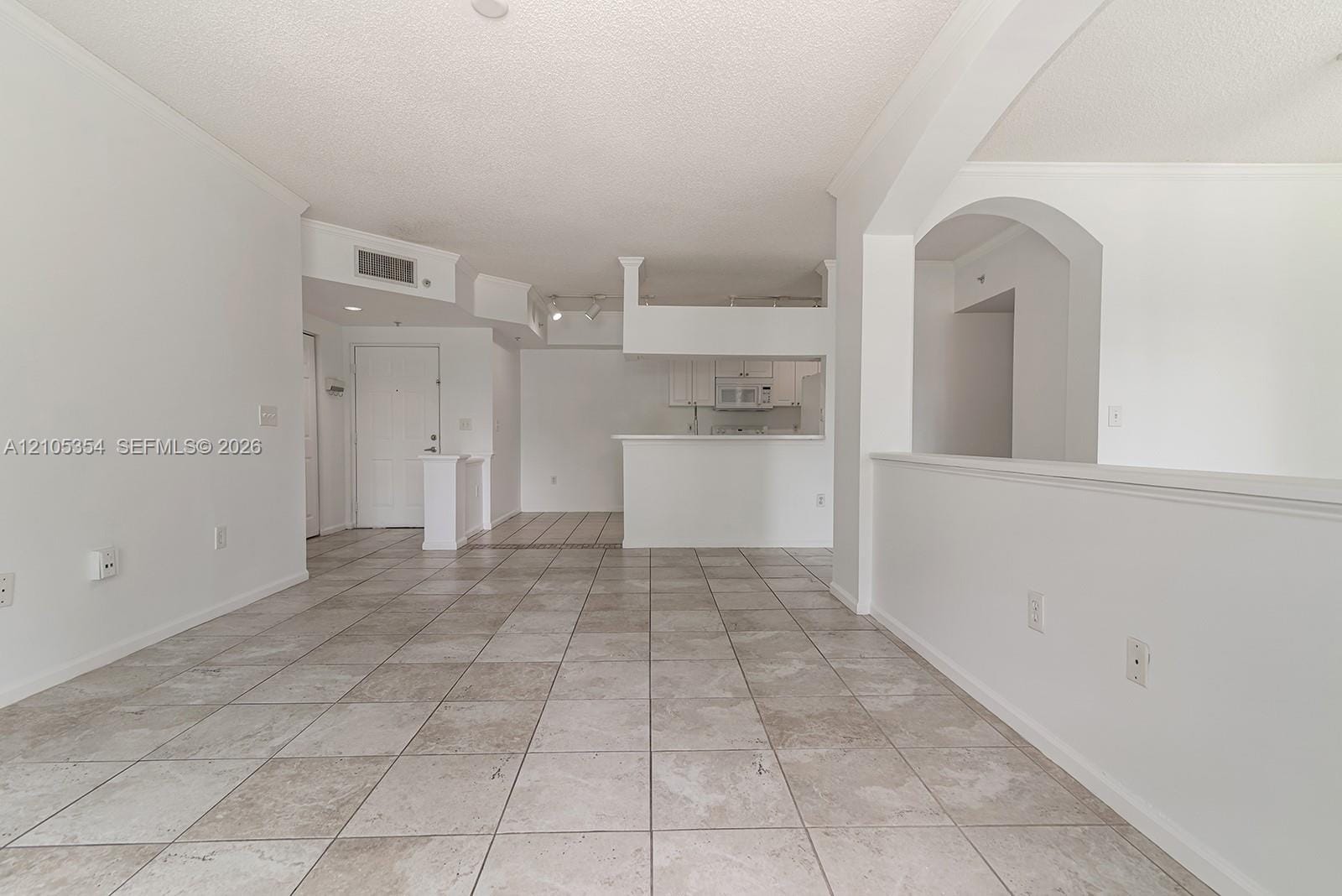 17125 N Bay Road 3307, Sunny Isles Beach, FL 33160 photo 3