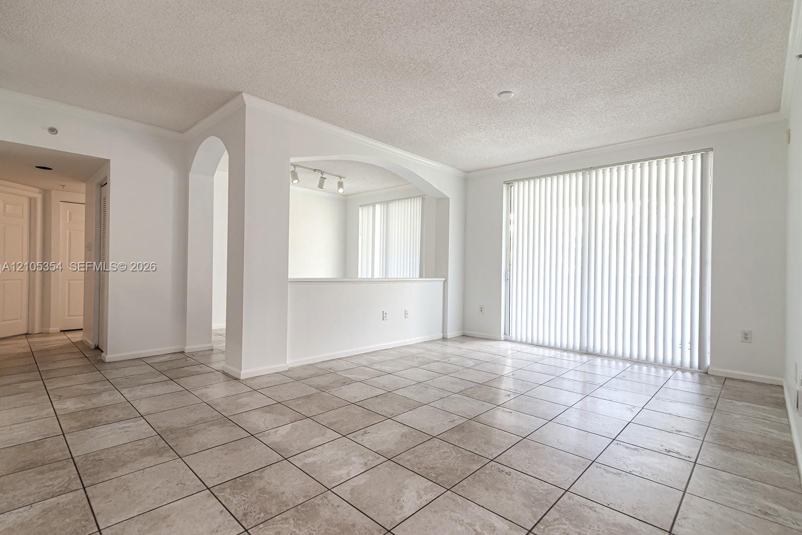 17125 N Bay Road 3307, Sunny Isles Beach, FL 33160 photo 6
