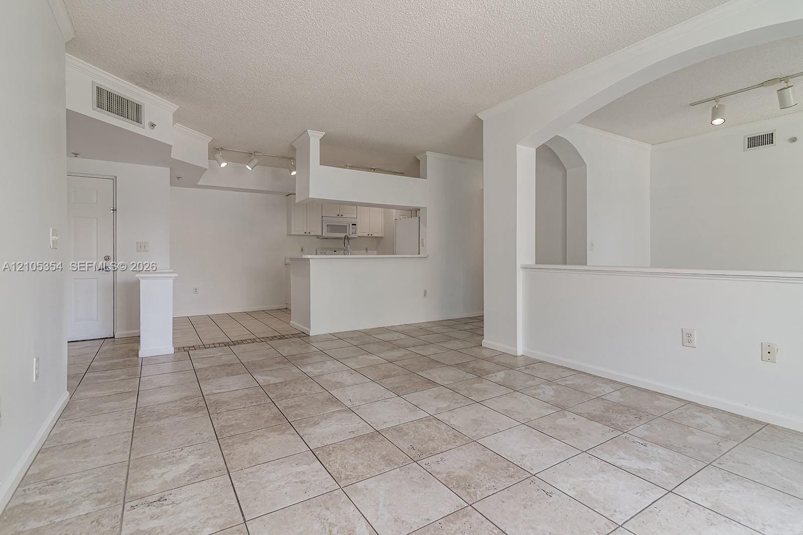 17125 N Bay Road 3307, Sunny Isles Beach, FL 33160 photo 7