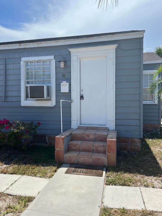 311 S J Street, Lake Worth Beach, FL 33460