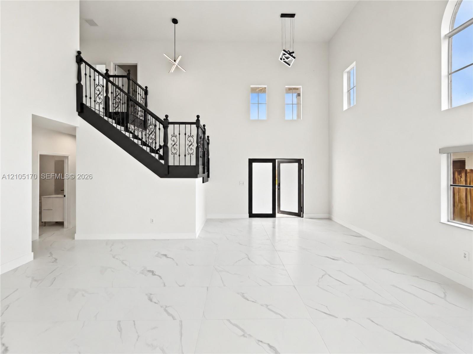 15579 SW 10th Lane — photo 8