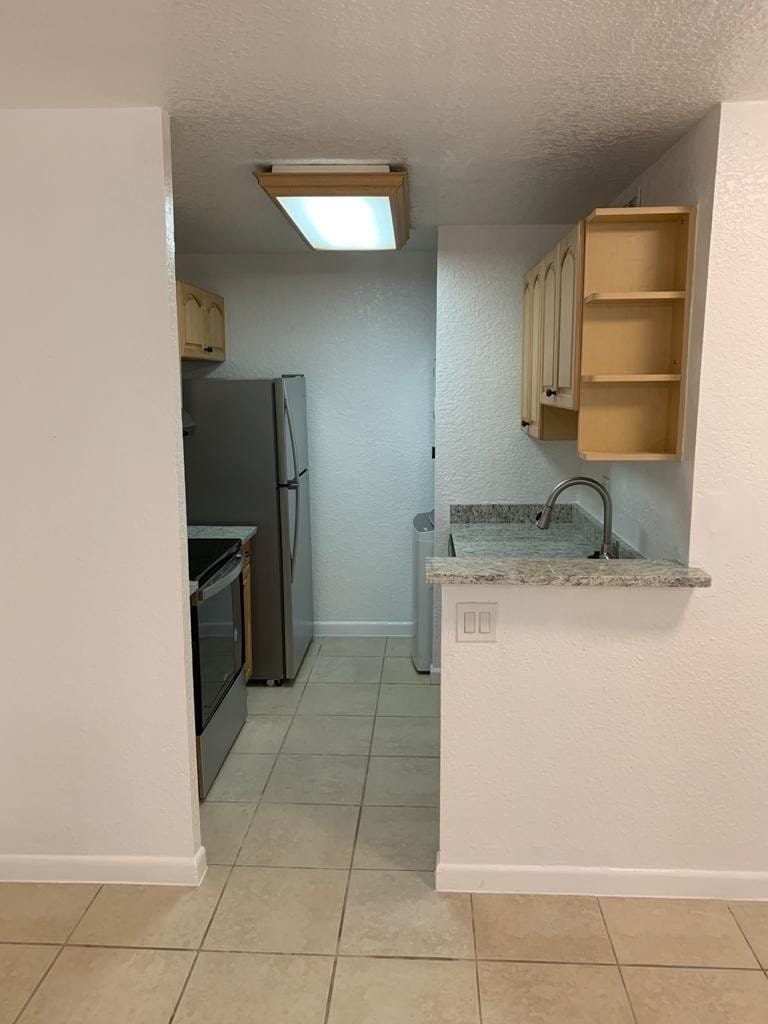 9916 TWIN LAKES Drive 33-C — photo 2