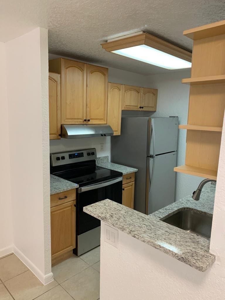9916 TWIN LAKES Drive 33-C — photo 3