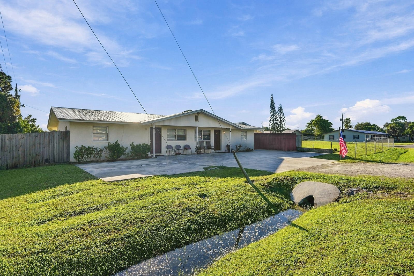 950 REVELS Lane — photo 4