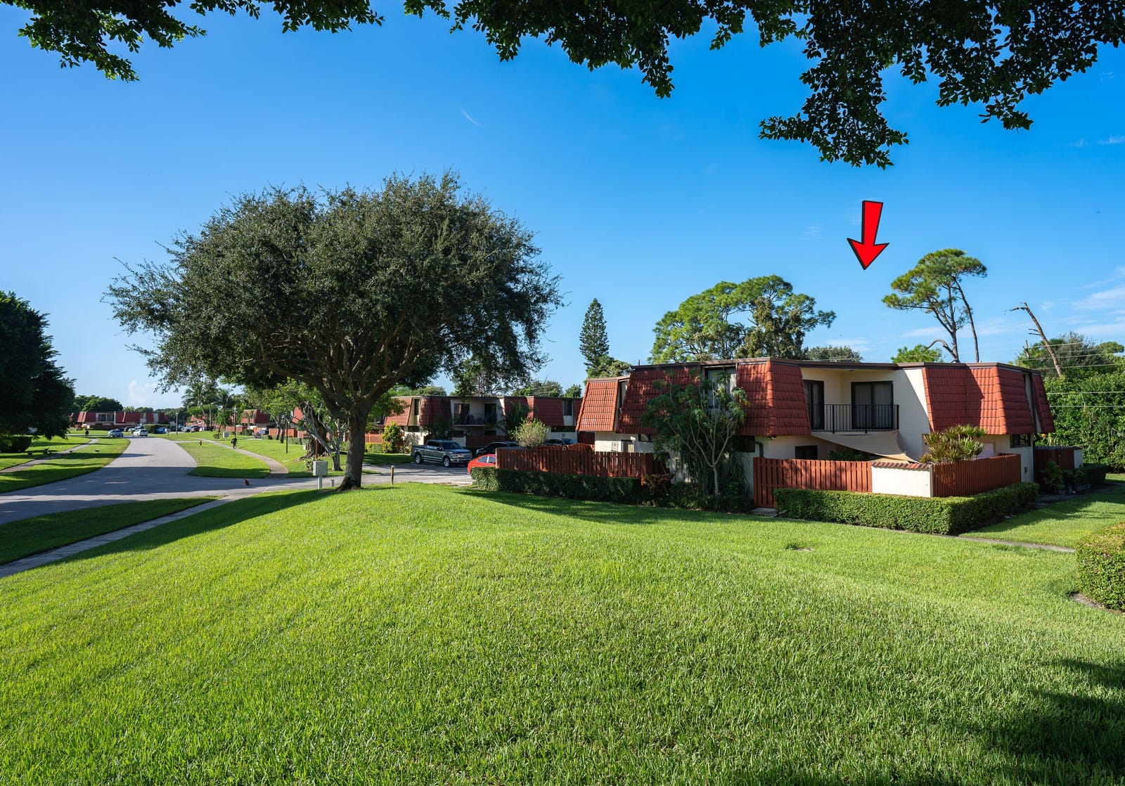 3846 VICTORIA Drive, West Palm Beach, FL 33406