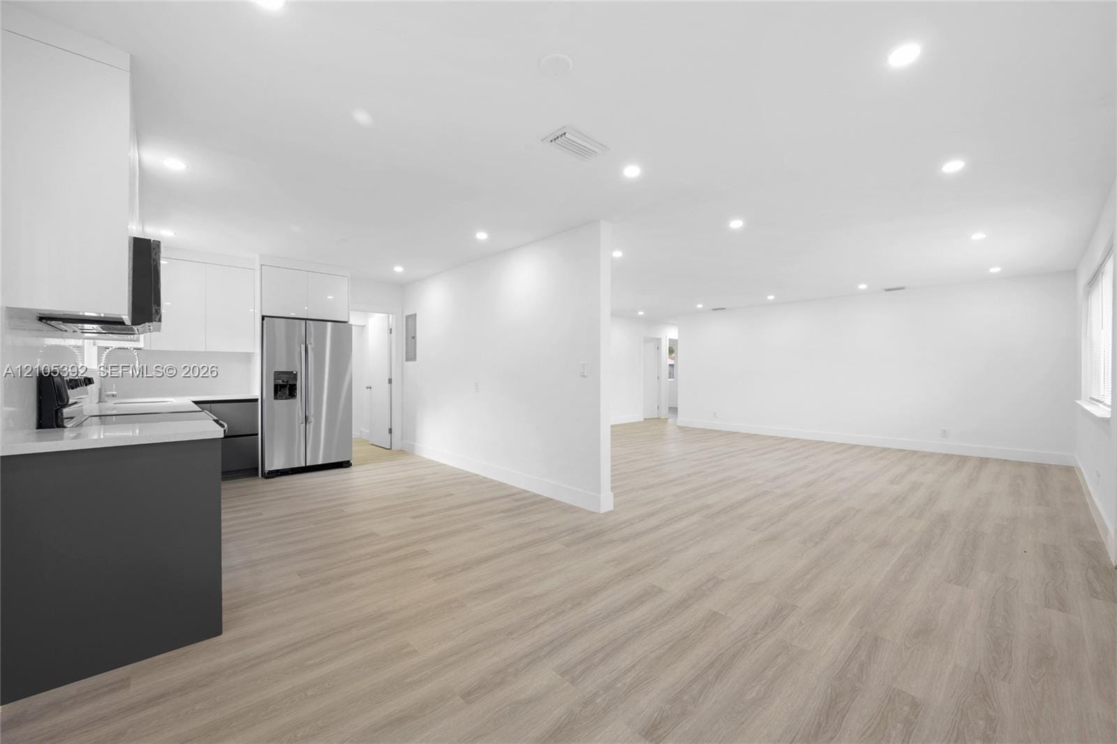 3197 Cleveland Street — photo 2