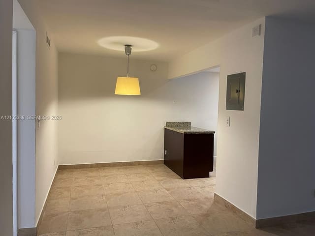 6900 SW 39th Street 312K, Davie, FL 33314