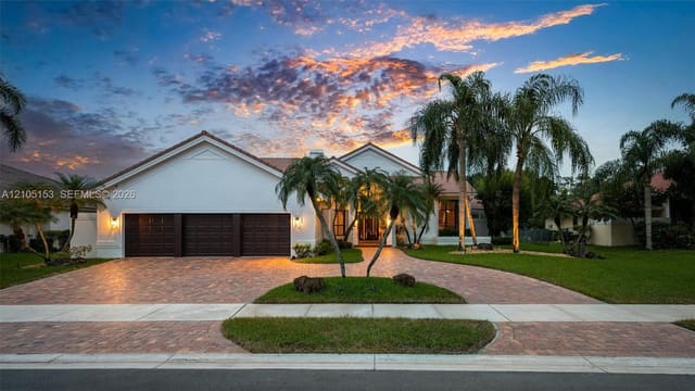 355 Coconut Circle, Weston, FL 33326