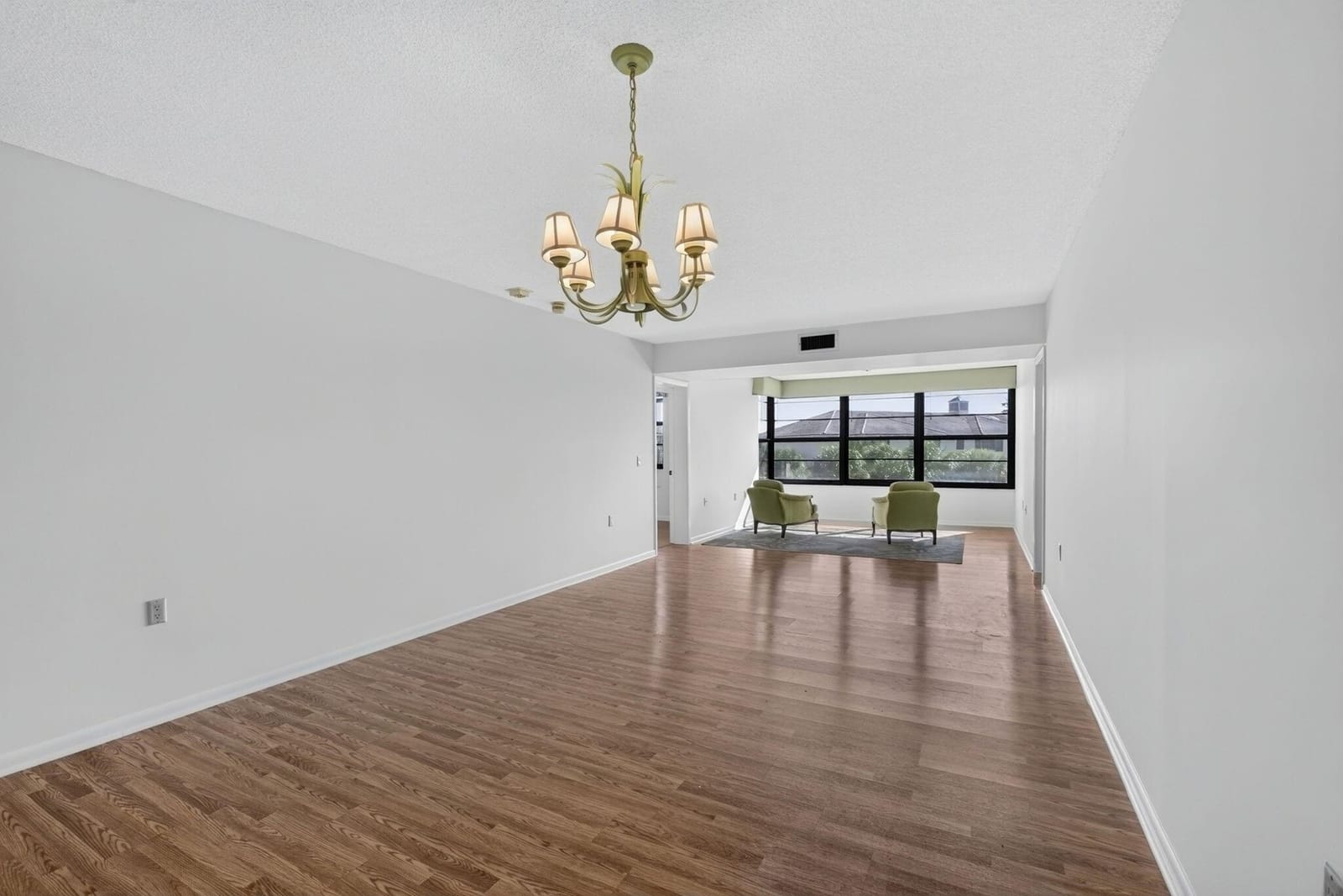 3710 WHITEHALL Drive 401 — photo 10