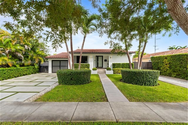 6217 SW 16th Street, West Miami, FL 33155