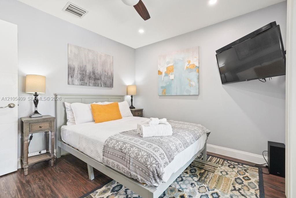 1501 NE 40th Court — photo 8
