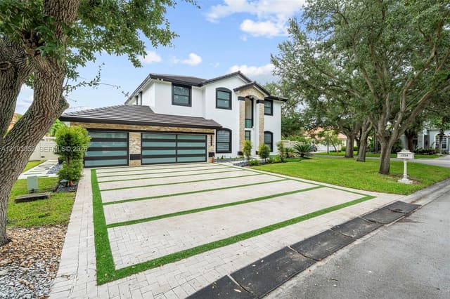 1254 NW 102nd Way 0, Coral Springs, FL 33071