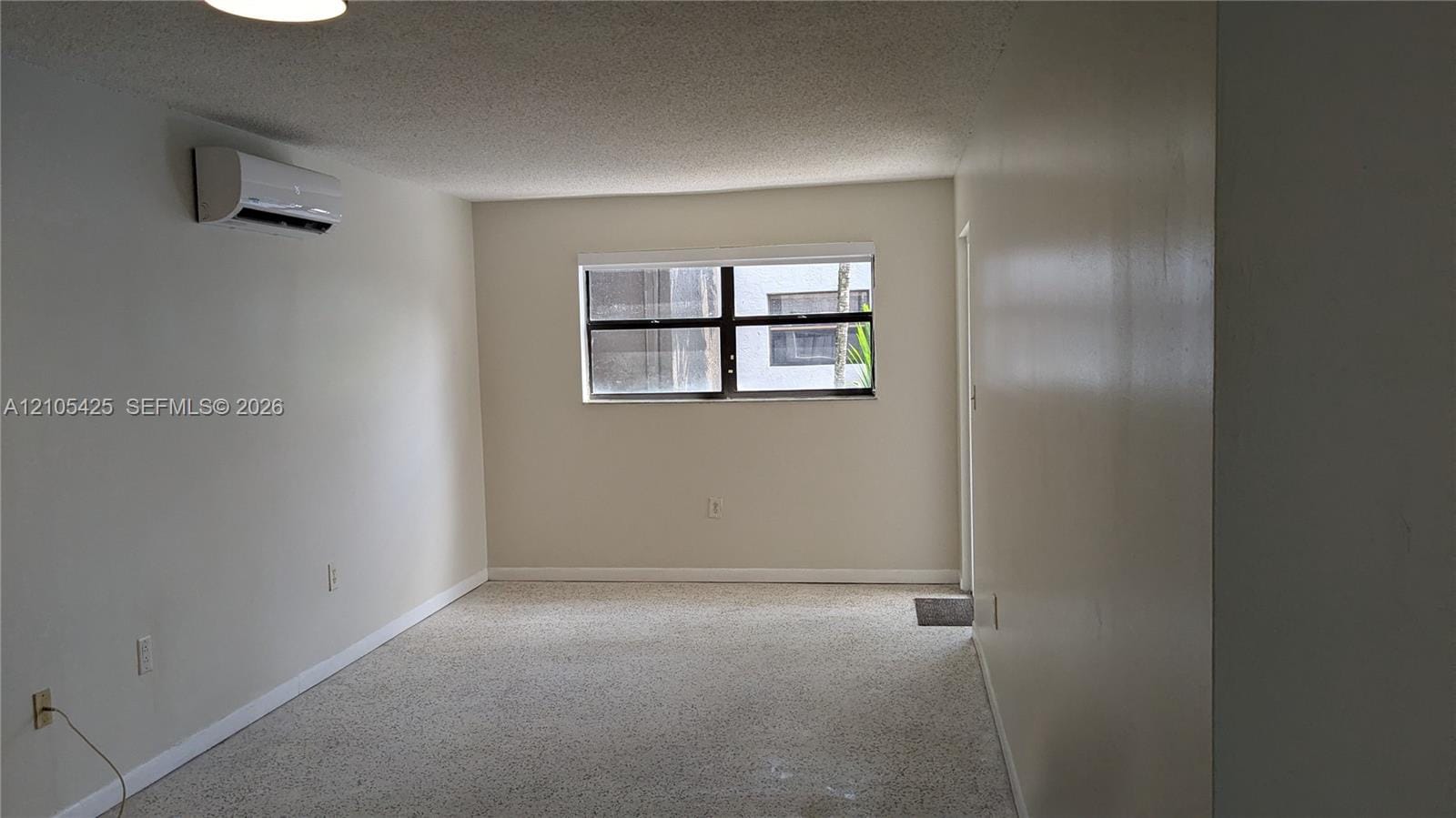 142 SW 18th Avenue 24 — photo 2