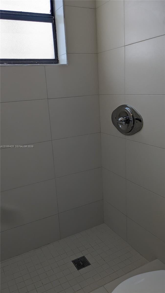 142 SW 18th Avenue 24, Miami, FL 33135 photo 22