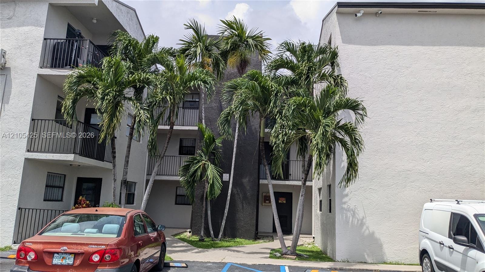 142 SW 18th Avenue 24