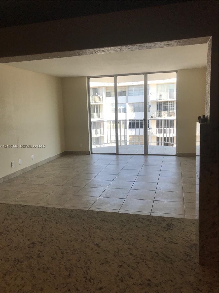 1 bedroom home for sale at 16710 9th, North Miami Beach, FL 33162 — $1,800
