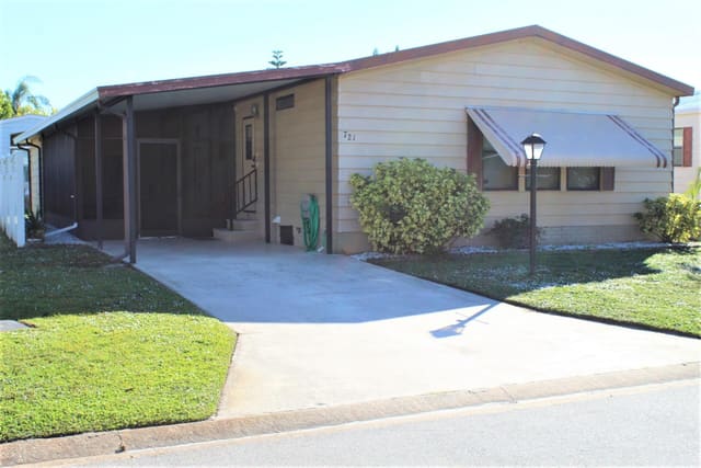 721 Oleander Circle, Micco, FL 32976