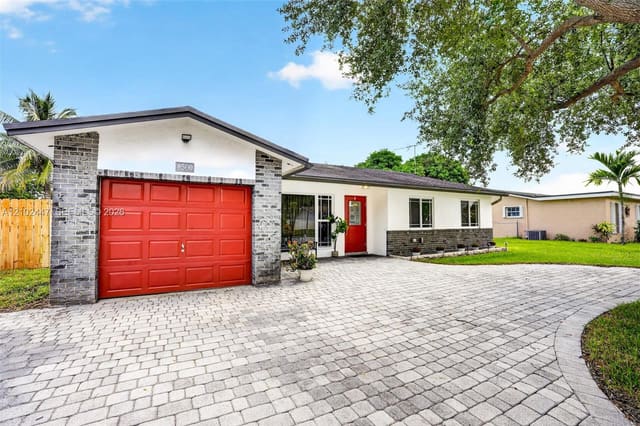 8500 NW 3rd Street, Pembroke Pines, FL 33024
