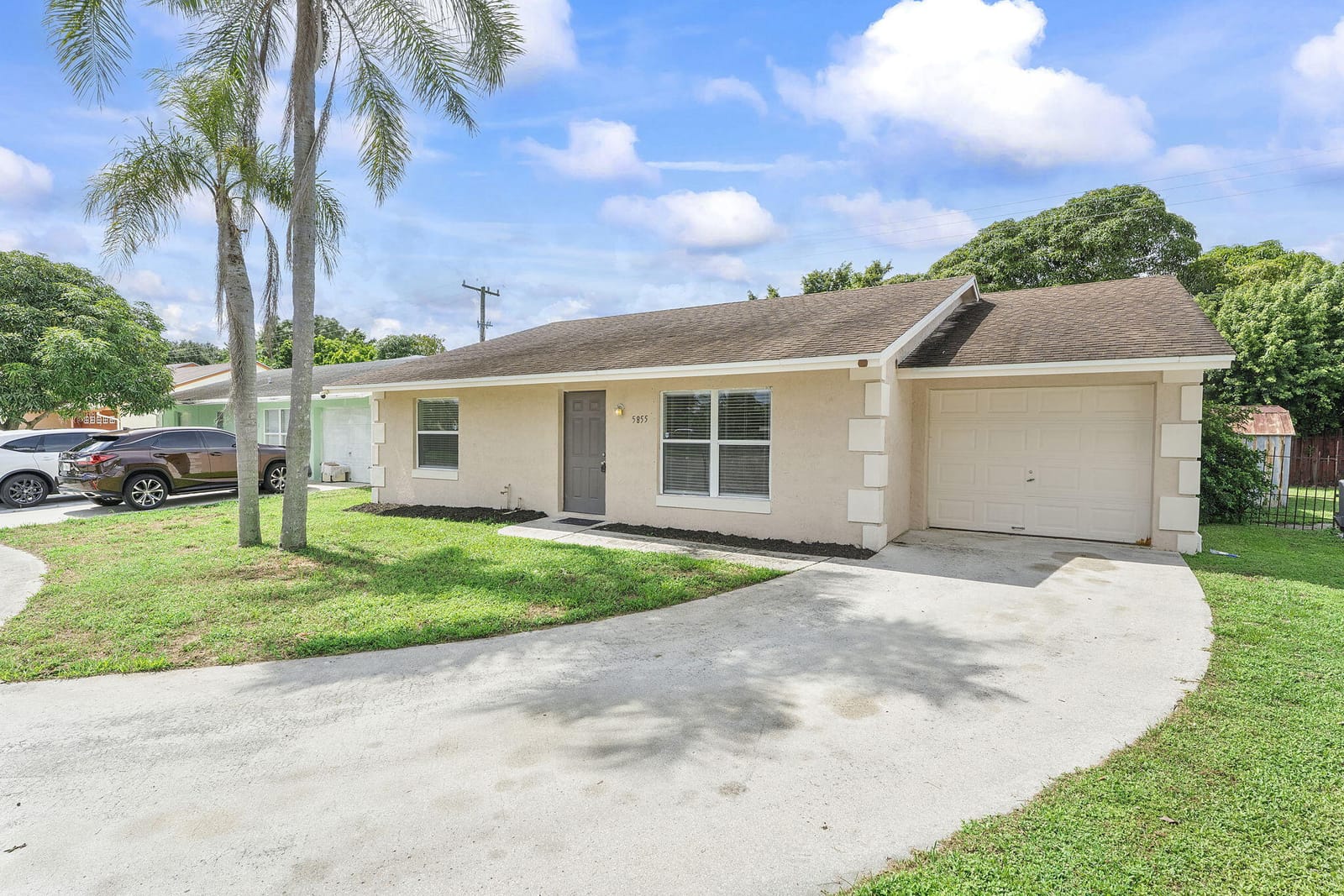 5855 TIMBER VALLEY Drive — photo 1