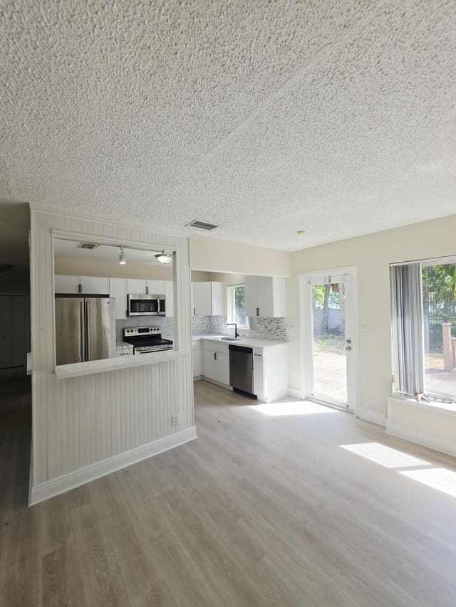 1432 NE 27th Street, Wilton Manors, FL 33334