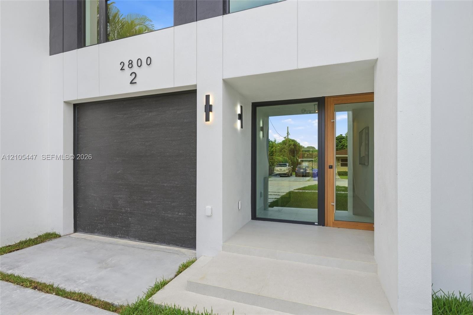 2800 SW 38th Court 2 — photo 3