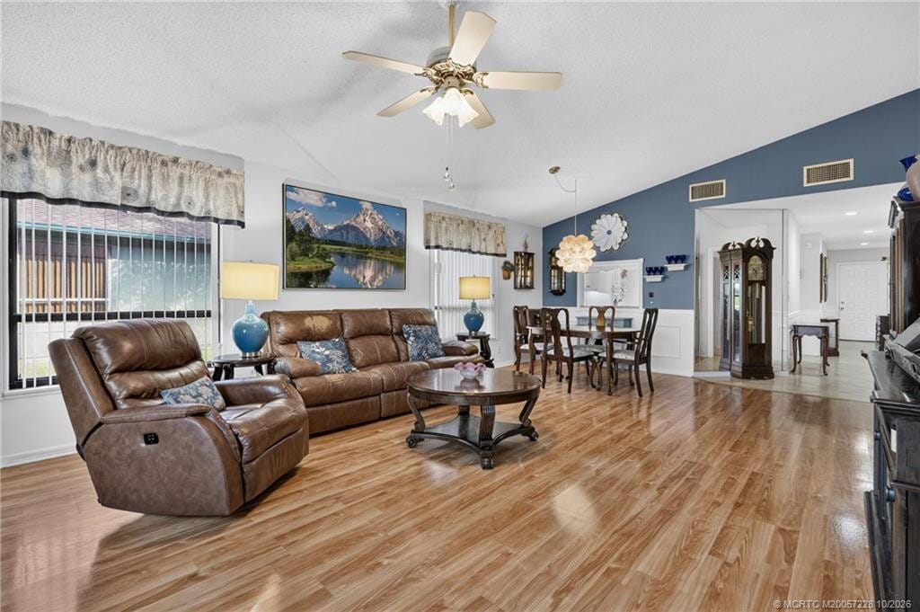 6865 SE Bunker Hill Drive — photo 7