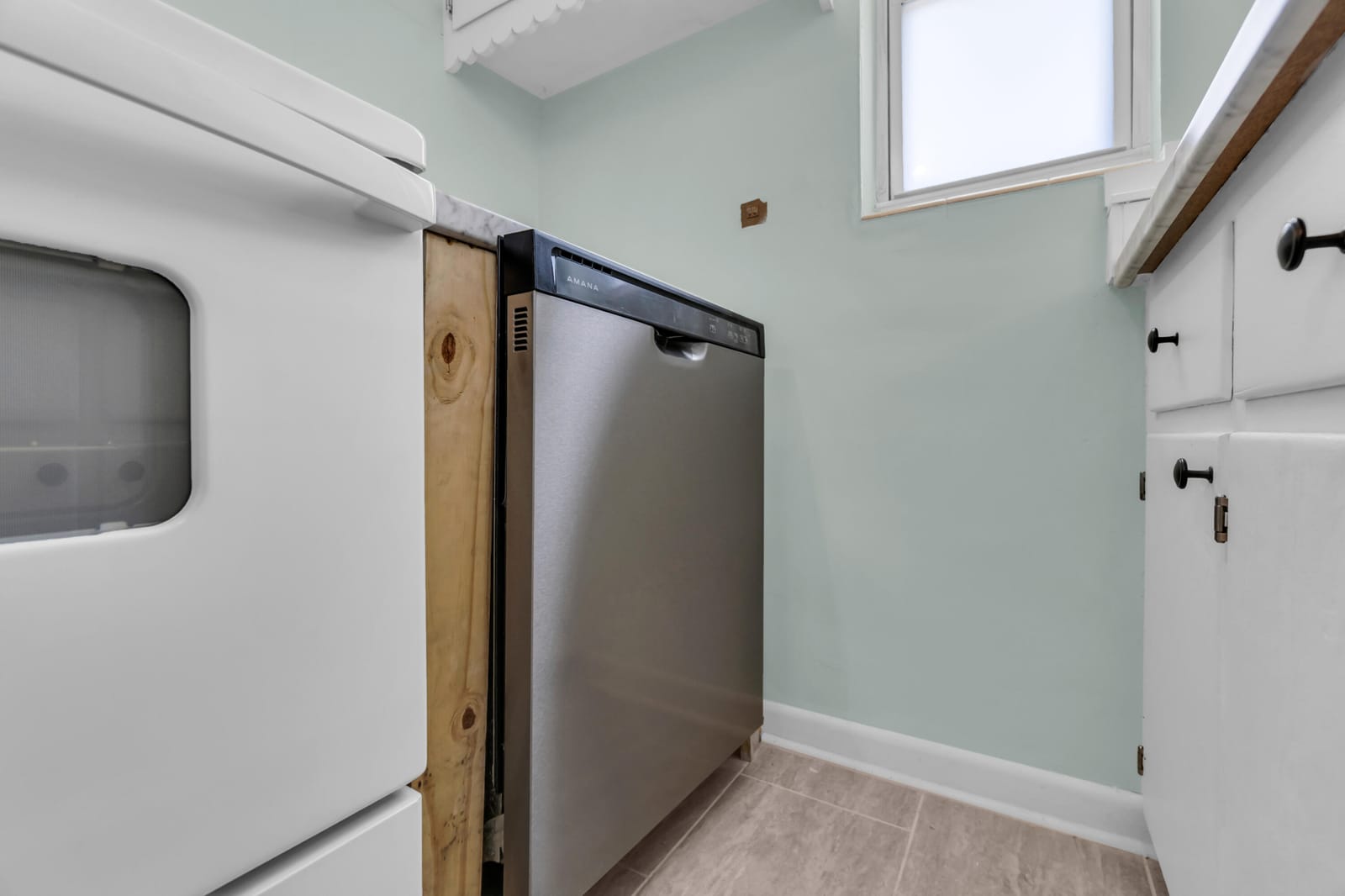 434 49TH Street — photo 10