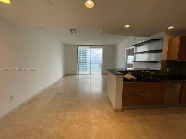 1060 Brickell Avenue 3905, Miami, FL 33131