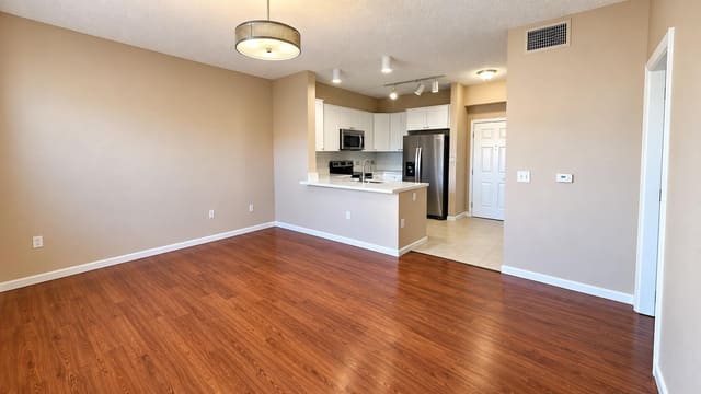 533 NE 3RD Avenue 548, Fort Lauderdale, FL 33301