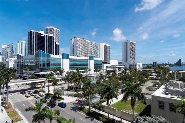 1400 Biscayne Boulevard 504, Miami, FL 33132